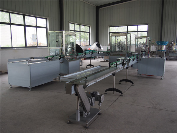 Outomatiese sjampoe-vul- en -knoplyn